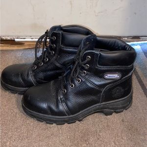 Sketchers RelaxedFit boots size 7.5 Steel Toe